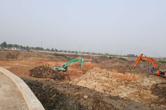 Bắc Ninh: Lợi dụng cải tạo hồ, ngang nhiên “đánh cắp” khoáng sản?