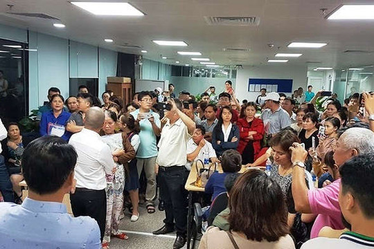 Khách hàng vây công ty bất động sản ở Đà Nẵng đòi “sổ đỏ” suốt đêm