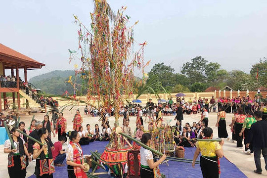 Đặc sắc Lễ hội Cầu mưa của người Thái Mộc Châu