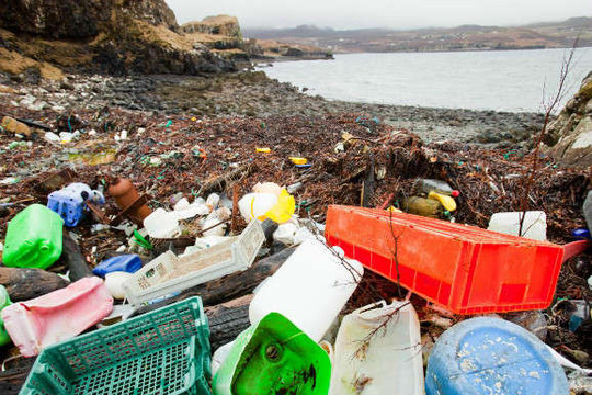 Rác thải nhựa trên biển đến từ đâu?