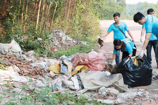 Thừa Thiên Huế: Trích xuất camera phạt người xả rác bừa bãi