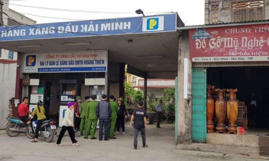 Hải Hậu (Nam Định): Cửa hàng xăng dầu không đủ điều kiện đe dọa tính mạng người dân
