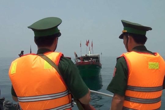 Quảng Trị: Thực hành huấn luyện nghiệp vụ công tác hải quân và tìm kiếm cứu nạn trên biển