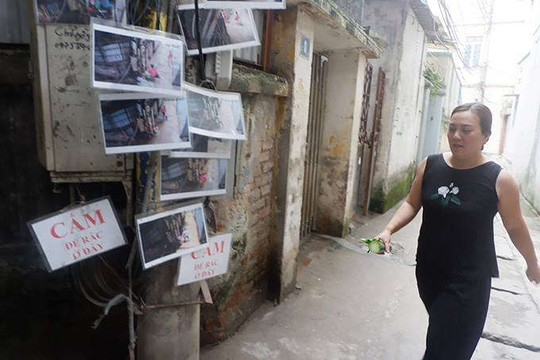 Hà Nội: Câu chuyện người dân góp tiền mua camera treo ảnh người đổ rác trộm