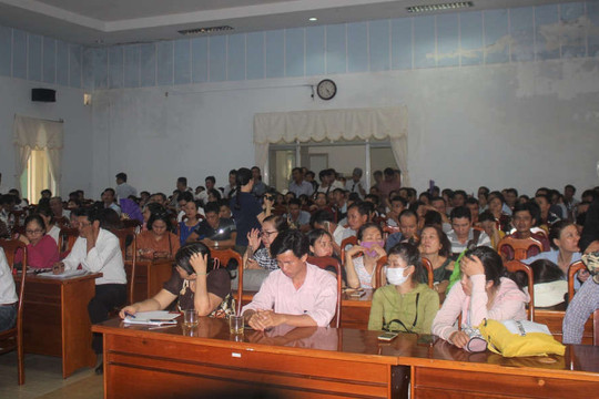 Quảng Nam: Người dân lại đến trụ sở tiếp dân nhờ chính quyền can thiệp đòi sổ đỏ