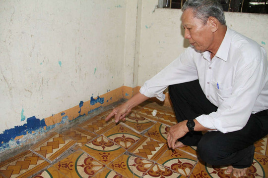 Thừa Thiên Huế: Dự án môi trường gây nứt nhà dân, nhưng đền bù không thỏa đáng