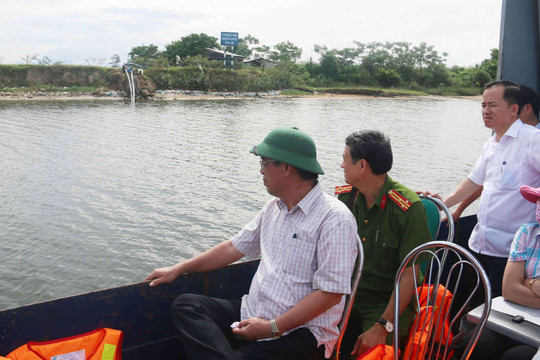 Vụ “Cát tặc” lộng hành trên sông Hiếu (Quảng Trị): Chủ tịch tỉnh đích thân đi kiểm tra
