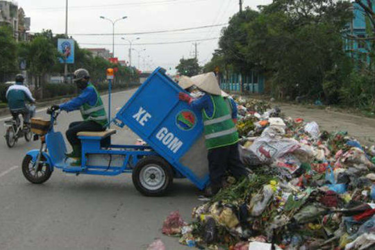 Hà Nội: Sớm ban hành giá dịch vụ vệ sinh môi trường mới ở ngoại thành