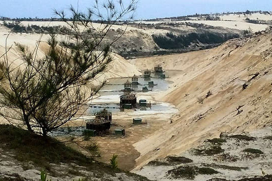 Quảng Bình: Đã tìm thấy thi thể nạn nhân vụ sụt cát ở mỏ khai thác titan