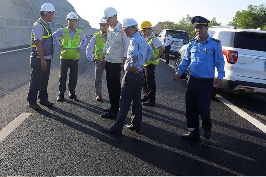 Dự án Cao tốc Đà Nẵng - Quảng Ngãi tái phát "bệnh cũ": Dư luận mong chờ kết luận thanh tra