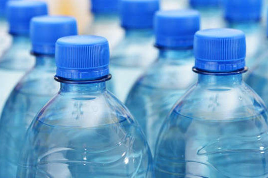 Chương trình hoàn trả chai nhựa ở Anh có thể gây tốn kém 2 tỷ bảng