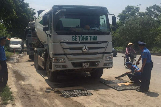 Hà Nội: Xử lý vi phạm các phương tiện vận chuyển, đổ chất thải