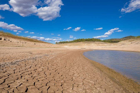 Quản lý nước yếu kém làm cho hạn hán tồi tệ hơn ở Châu Âu
