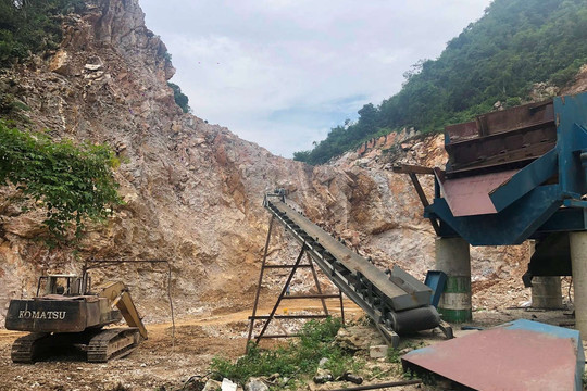 Hạ Lang (Cao Bằng): Siết chặt quản lý các mỏ đá 