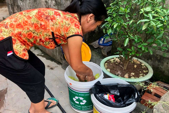 Phân loại rác thải tại hộ gia đình, nét mới tại Khánh Thiện, Ninh Bình
