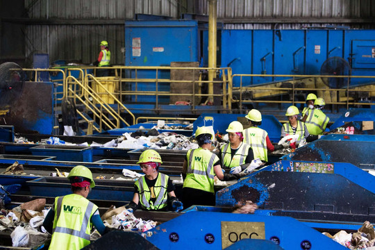 Thị trường tái chế chất thải: Nhìn ra thế giới