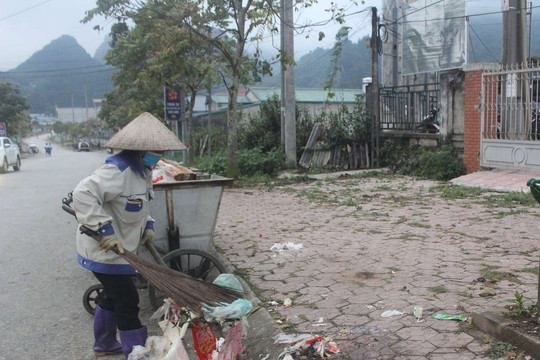 Lai Châu: Tập trung thu gom, xử lý rác thải khu vực đô thị