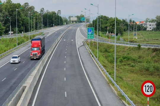 Chính thức tổ chức thu phí toàn tuyến đường cao tốc Đà Nẵng – Quảng Ngãi, đoạn Km0 – Km131+500