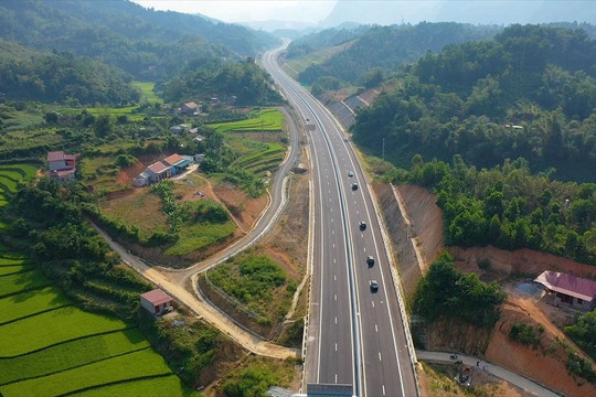 Chính thức đưa vào khai khác tuyến cao tốc Bắc Giang - Lạng Sơn