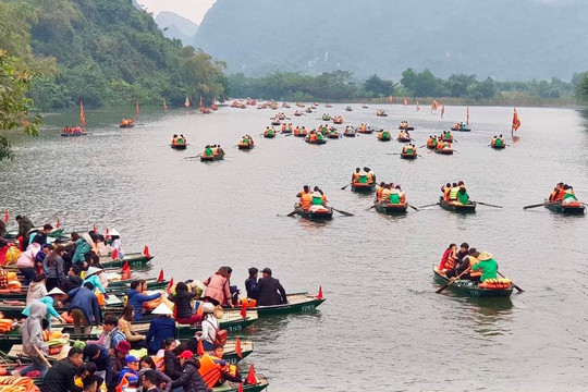 Ninh Bình: Đón 717.000 lượt khách trong dịp Tết Nguyên Đán