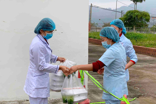 Lai Châu: Điều trị cách ly 14 trường hợp nghi nhiễm virus Corona