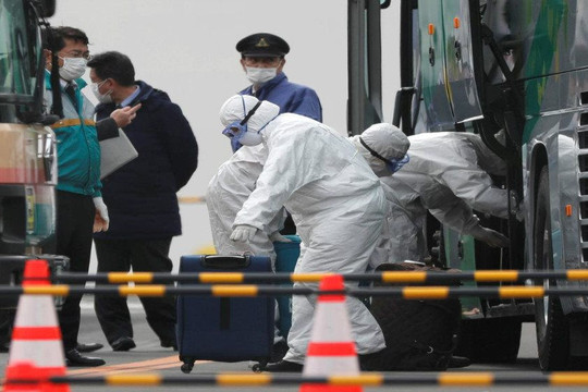 Nhật Bản xác nhận 2 du khách trên tàu du lịch Diamond tử vong do nhiễm Covid-19