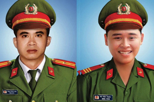 Thăng cấp bậc hàm vượt cấp cho hai chiến sĩ công an Đà Nẵng hy sinh