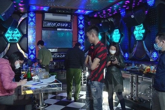 Tứ Kỳ (Hải Dương): Quán Karaoke bất chấp lệnh cấm