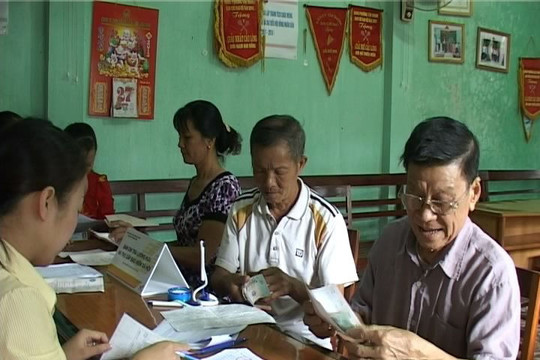 Từ 16-4, Điện Biên sẽ thực hiện trả gộp 2 tháng lương hưu và trợ cấp xã hội tại nhà