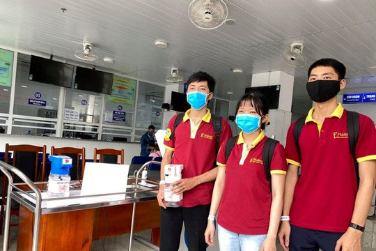 Máy rửa tay sát khuẩn tự động của sinh viên Đà Nẵng