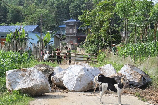 Thái Nguyên: Cần khẩn trương khắc phục hậu quả sạt lở núi đá ở huyện Định Hóa