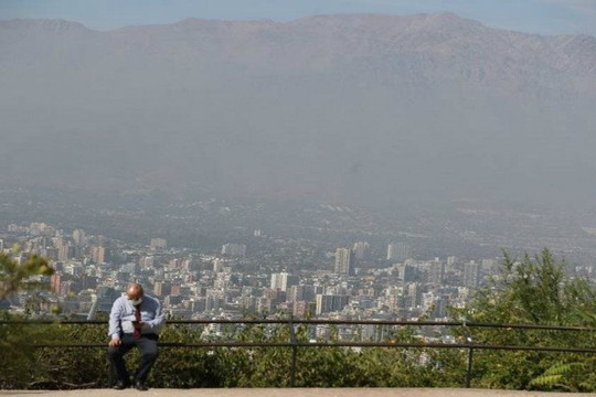Ô nhiễm không khí mùa đông làm tăng mối đe dọa COVID-19 cho các thành phố ở Chile