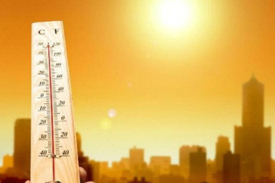 Nắng nóng tiếp tục gia tăng mạnh ở Bắc Bộ, có nơi trên 40 độ