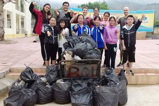  Đại học Hạ Long triển khai dự án xử lý rác thải nhựa trên vịnh Hạ Long