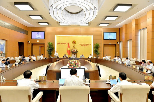 Thường vụ Quốc hội thảo luận về thí điểm một số cơ chế, chính sách tài chính – ngân sách đặc thù cho TP Hà Nội