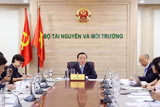 Việt Nam – Lào hợp tác chặt chẽ trong lĩnh vực tài nguyên và môi trường