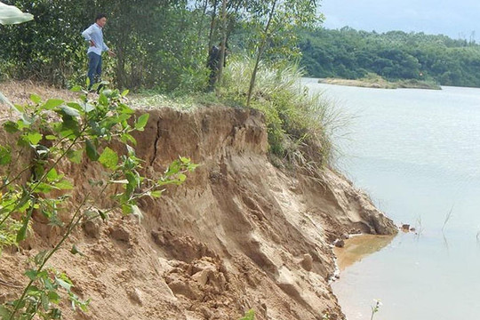Thừa Thiên Huế: Vướng vòng lao lý vì khai thác “cát lậu”