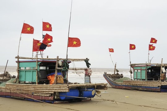 Ngăn chặn các hoạt động khai thác thủy sản vi phạm tại vùng ven biển