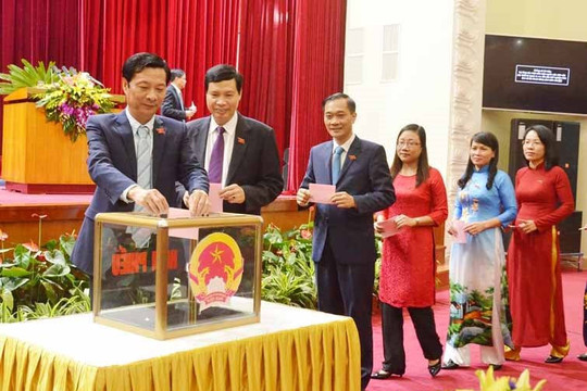  Thủ tướng đồng ý bầu bổ sung Phó Chủ tịch UBND tỉnh Quảng Ninh