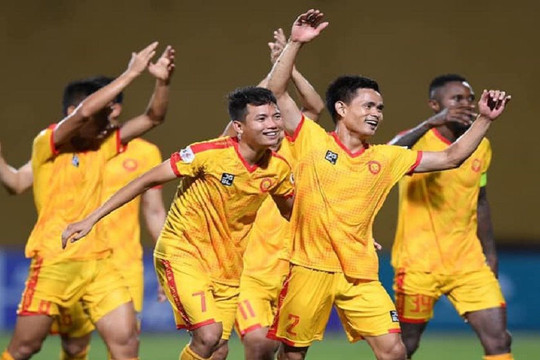 Thắng Viettel 2 - 1, CLB Bóng đá Thanh Hóa được thưởng 200 triệu đồng