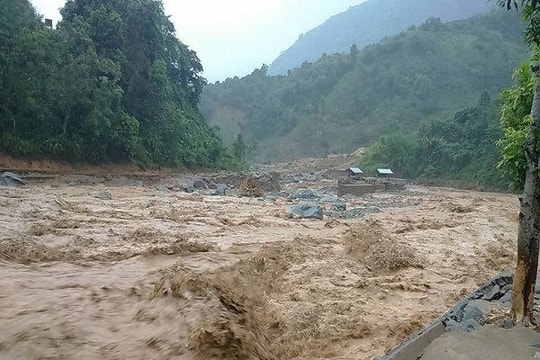 Dự báo thời tiết ngày 2/7: Miền Bắc có mưa, Bắc Trung Bộ vẫn nắng nóng 