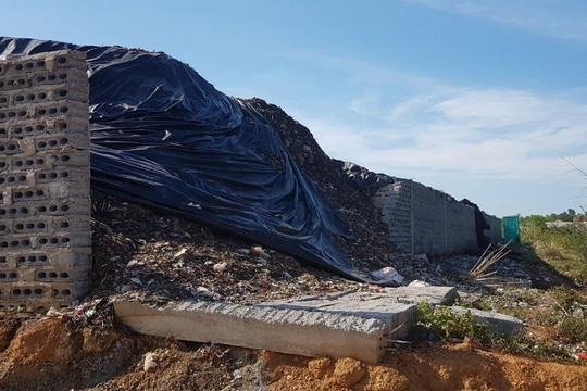Quảng Bình: Nhà máy xử lý rác thải  hơn 1.400 tỷ đồng dồn ứ hàng nghìn tấn rác