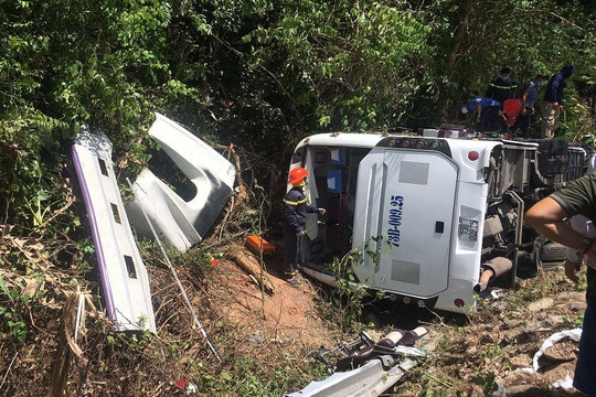 Vụ tai nạn nghiêm trọng tại Quảng Bình: Thêm 2 nạn tử vong