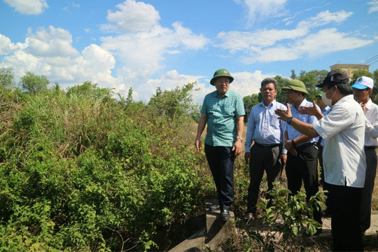 Lên phương án xử lý nguồn nước thải đổ vào sông Vĩnh Phước, đảm bảo nguồn nước sạch cho TP.Đông Hà