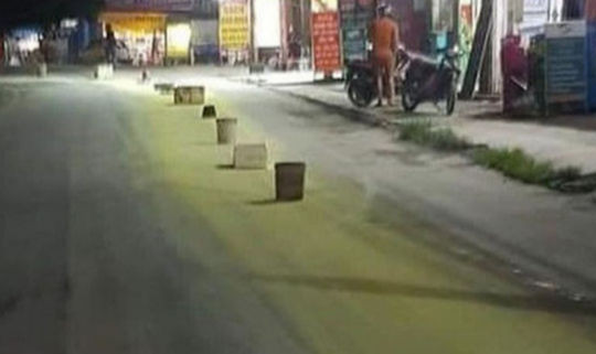 Lào Cai: Công ty TNHH MTV Đức Giang làm rơi vãi hóa chất lưu huỳnh trên tuyến tỉnh lộ 152