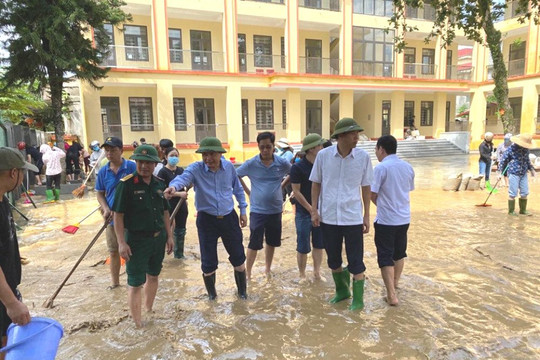 Kiểm tra khắc phục hậu quả mưa lũ ở Yên Bái