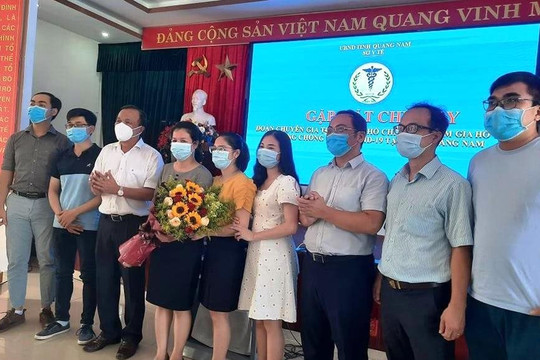 Đoàn y bác sĩ tình nguyện TP.HCM rời Quảng Nam sau 20 ngày chống dịch