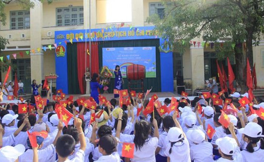 Hà Nội khai giảng năm học mới 2020-2021: đeo khẩu trang và không thả bóng bay