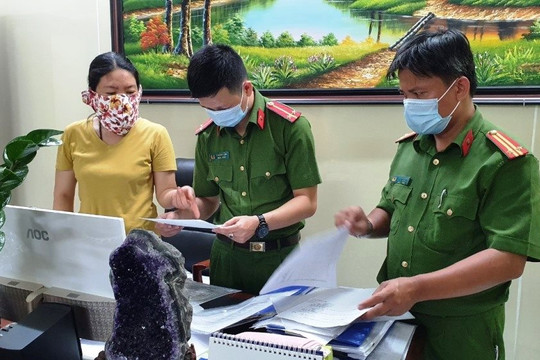 Vụ hàng chục sổ đỏ "tuồn" ra ngoài cho bạn “mượn” ở Đà Nẵng: Hé lộ nhiều tình tiết mới