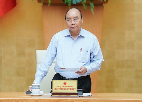 Thủ tướng Nguyễn Xuân Phúc: Cần cố gắng phấn đấu tăng trưởng kinh tế ở mức cao nhất